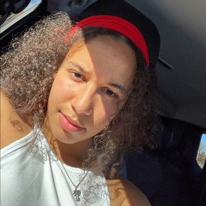 Meet your Posher, Taitum